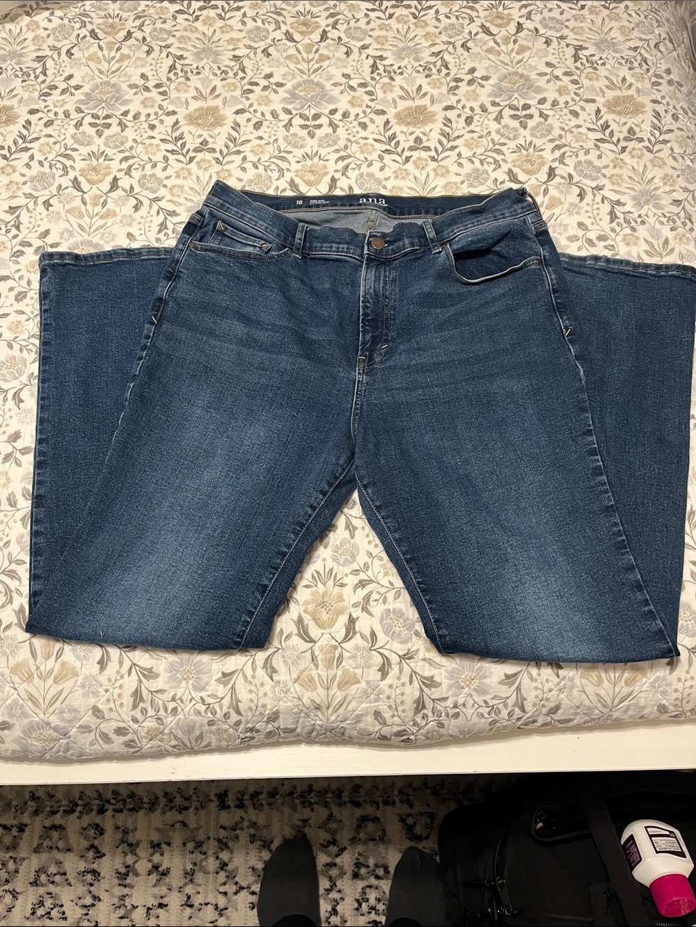 a.n.a High-Rise Vintage Boot Jeans in Dark Blue - Picture 4 of 4